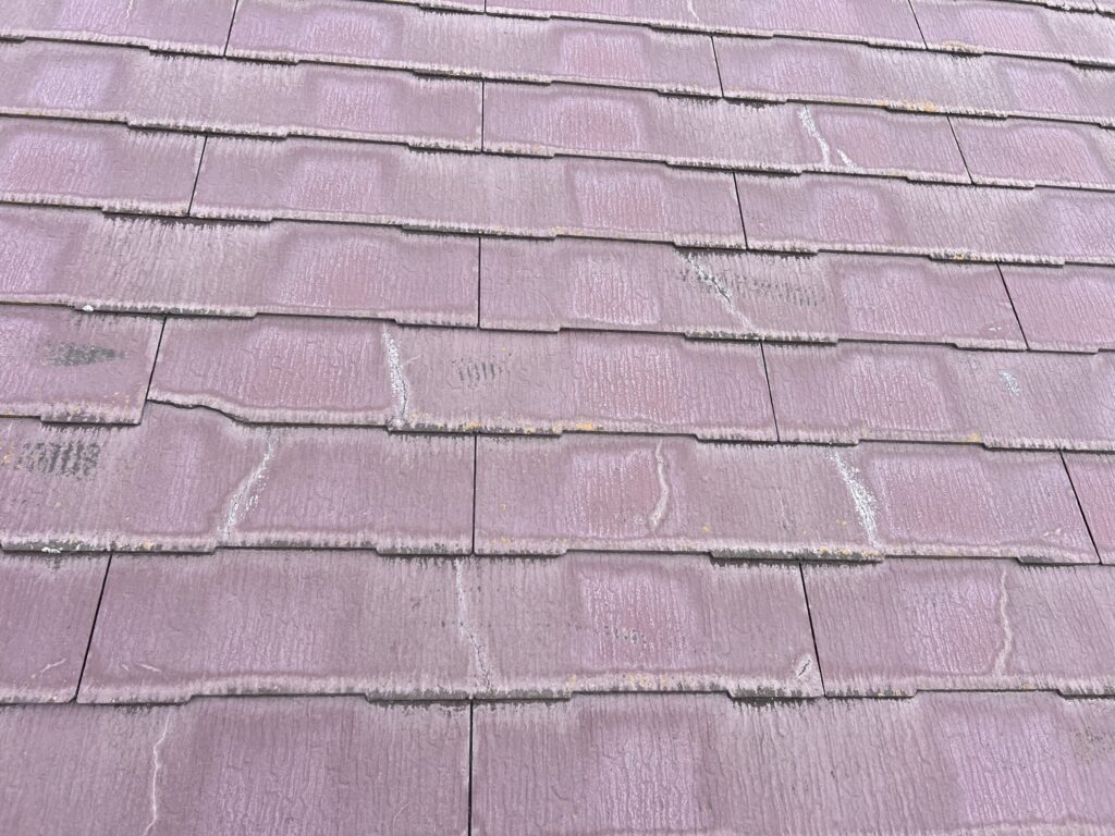 スレート　中度の割れ