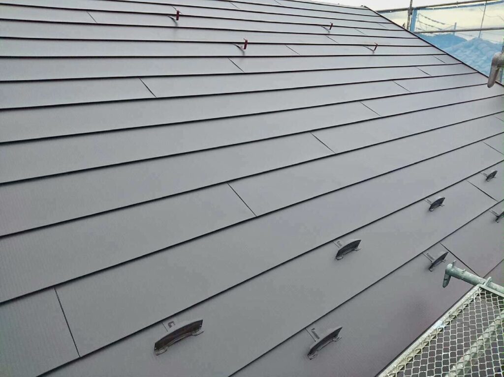 葺き替えとカバー工法の比較